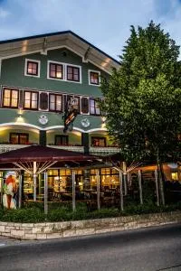 麦尔咖啡店旅馆  - 萨尔察赫河畔戈灵