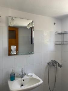 Yfantis Sakis Apartments