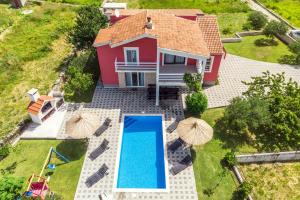 Villa with private pool, near Split