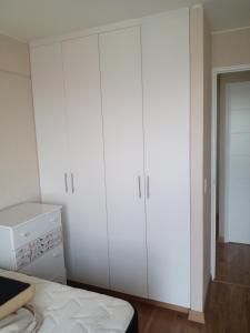 Habitación nueva para persona sola o pareja