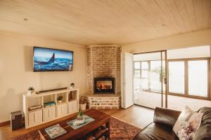 Voir la Mer - Grotto Bay