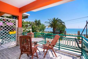 Castaway Suites - Studios Christos