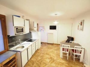 Studio meublé avec terrasse