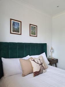 Beachwood House, Modern 2-Bed Home - Parking for 2 Vehicles