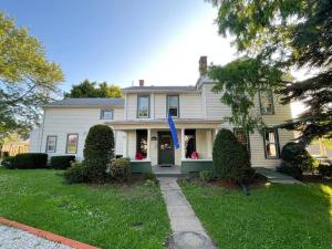 The Big Farm House - Ubytování bez kategorie ve městě Erie