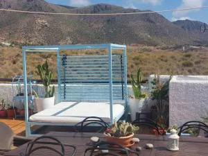 Isleta apartamento con terraza, vistas y WIFI - Los Escullos