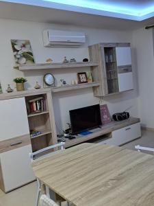 great appart with pool & surf