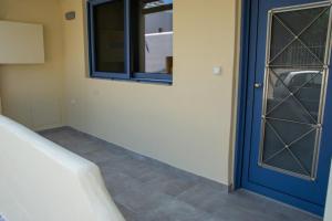 Tinos youth apartment