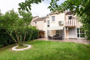 Appartements LE GARDEN-2Parking-Jardin-Terrasse-Babyfoot-wifi : photos des chambres