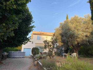 maison avec vue à la penne sur huveaune