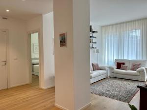 Treviso, la Luna e Tu (a gate to Venice)