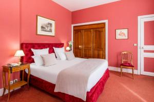 Hotels Grand Hotel Des Templiers, Piscine & Spa : photos des chambres