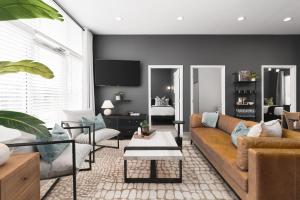 Chic East Nash Condo - Walk to Restaurants Bars and Music