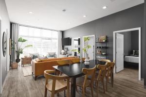 Chic East Nash Condo - Walk to Restaurants Bars and Music