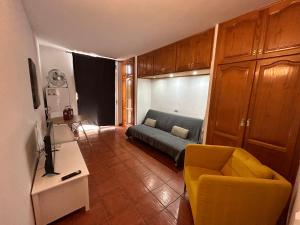 Practical and cozy apartment in southern Arona