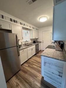 Central Charleston Area Hideaway