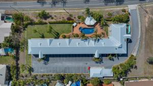 Reef Adventureland Motel