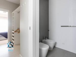 Majestic Ocean Views in Architectural 3BR House