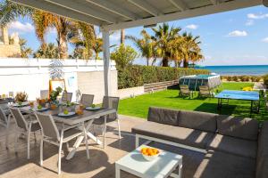 Ayia Thekla Seafront Villa Dagi