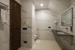 Hotel Leela Grande