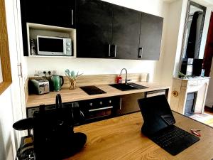 Appartements Tres joli studio rue pietonne : photos des chambres