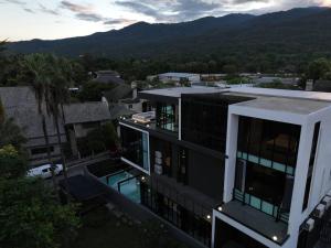 Futuristic Pool Villa with Stunning Mountain View