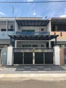 ML Homestay - Selong Village