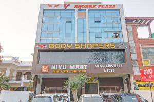 Collection O Townhouse Lemonade Shyam Nagar