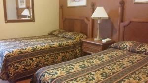 Double Room with Two Double Beds room in El Capitan Hotel