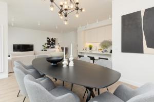 LUX Apartments Domaniewska with Sauna & Gym by Renters Prestige