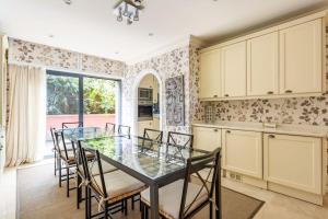 Casa de lujo junto al Club Golf