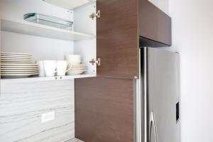 Midtown E 1BR w Gym Doorman nr the 6 NYC-4