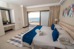 25 Bronze Beach Penthouse Umhlanga Rocks