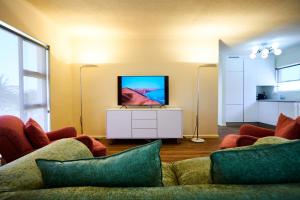 The Palms Luxury Suites