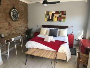 Red Lotus Studio Pta East-No Loadshedding