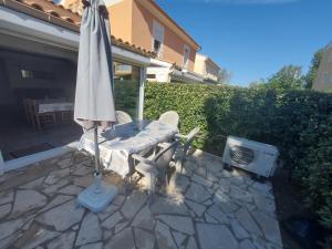 VILLA AU LES VILLAGEOISES II