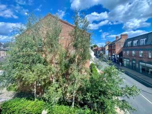 Fountain Apartment No 3 with Free Parking