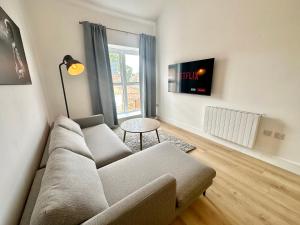 Fountain Apartment No 2 with Free Parking