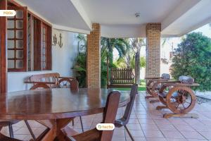Casa Memphis no Porto das Dunas com Piscina