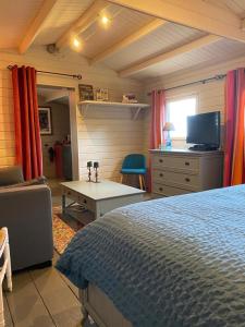 Maisons d'hotes Tiny House au coeur des Combes : photos des chambres