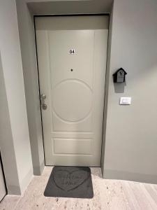 Luxury apartment + garage