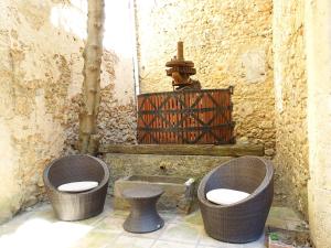 Maisons de vacances GiTE-FAMILLE NOMBREUSE-SEMINAIRE-PATIO : photos des chambres