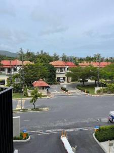 1 Bedroom Sky Park corner