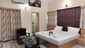 The Orchard House - A Boutique Hotel - Bāgāwās