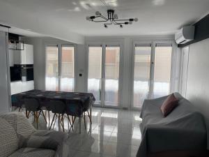 Super apt Parking + Clim 5 min du centre & gare