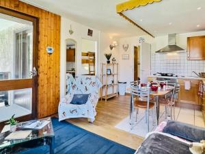 Charmant 2 pièces avec WIFI proche des pistes à Tignes - FR-1-411-843