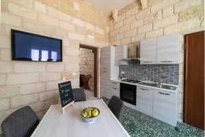 Il colore del Salento - piccolo - Serrano