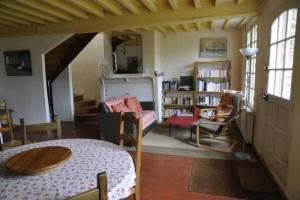 clos du Mont maison sur falaise