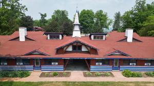 Economy Double Twin Room room in Otsego Resort