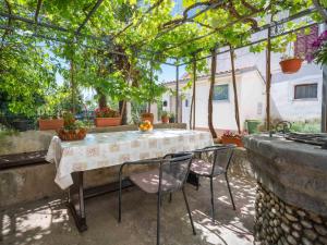 Apartment Judita by Interhome